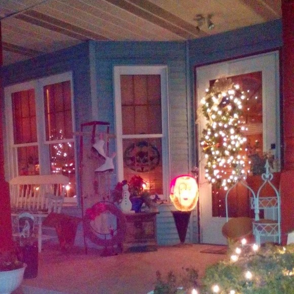 Meet your Posher, Maureen - Picture 1 of 1